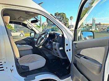 2015 Nissan Nv350 CARAVAN MINIBUS