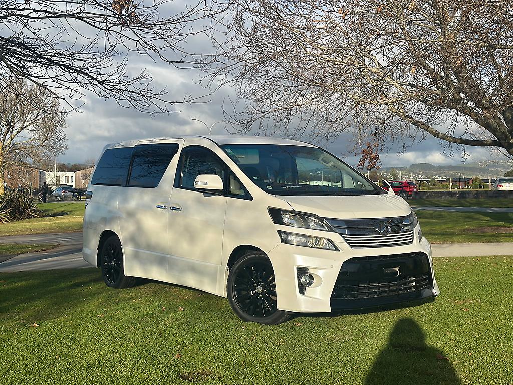 2014 Toyota Vellfire VELLFIRE