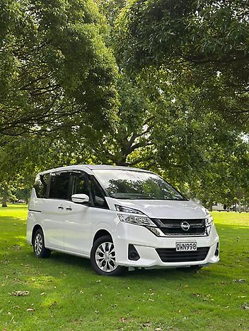 2017 Nissan Serena