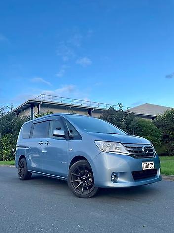 2013 Nissan Serena