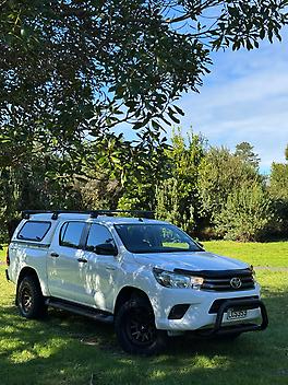 2018 Toyota Hilux SR TD DC 2.8D/6AT/UT
