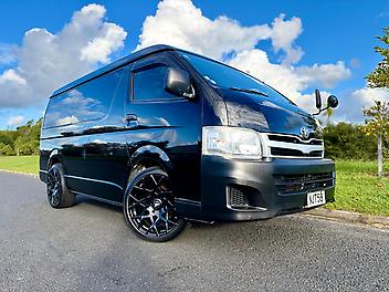 2011 Toyota Hiace