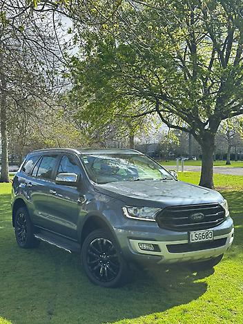 2018 Ford Everest TITANIUM 2.0D/4WD