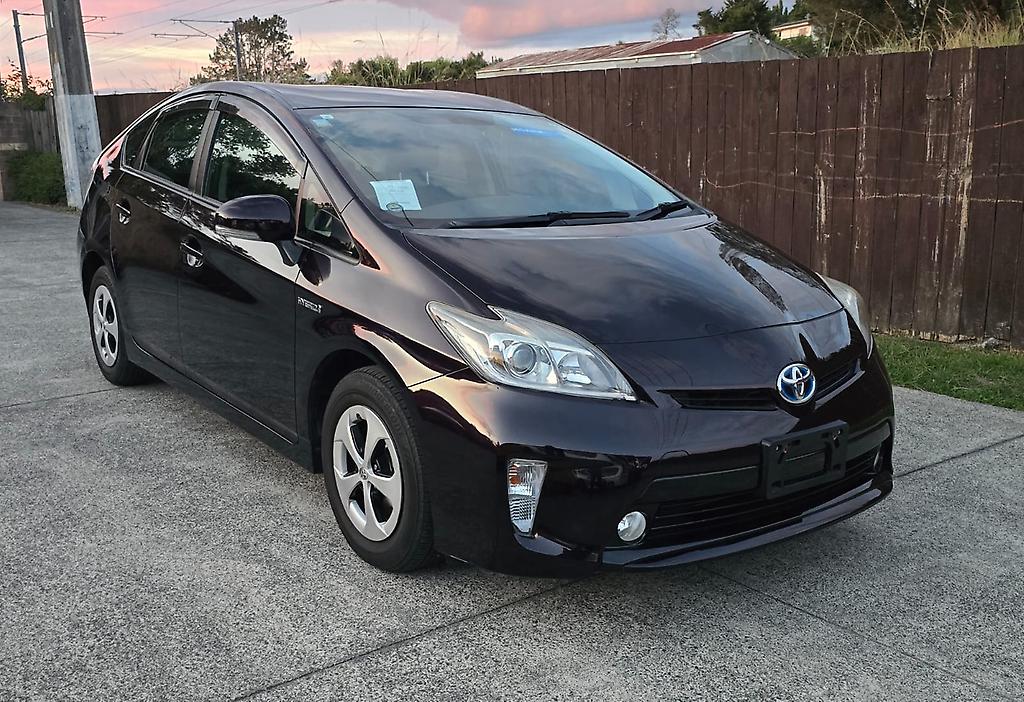 2015 Toyota Prius S