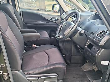 2013 Nissan Serena HighWaySter S-Hybrid