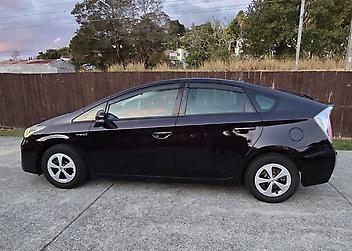 2015 Toyota Prius S