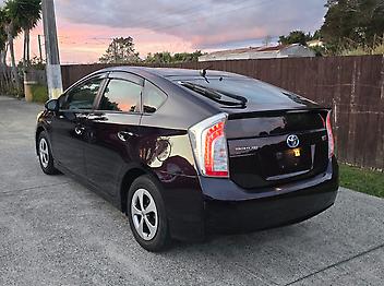 2015 Toyota Prius S