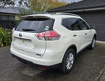 2017 Nissan X-trail 20X Hybrid EmergencyBrakePackage
