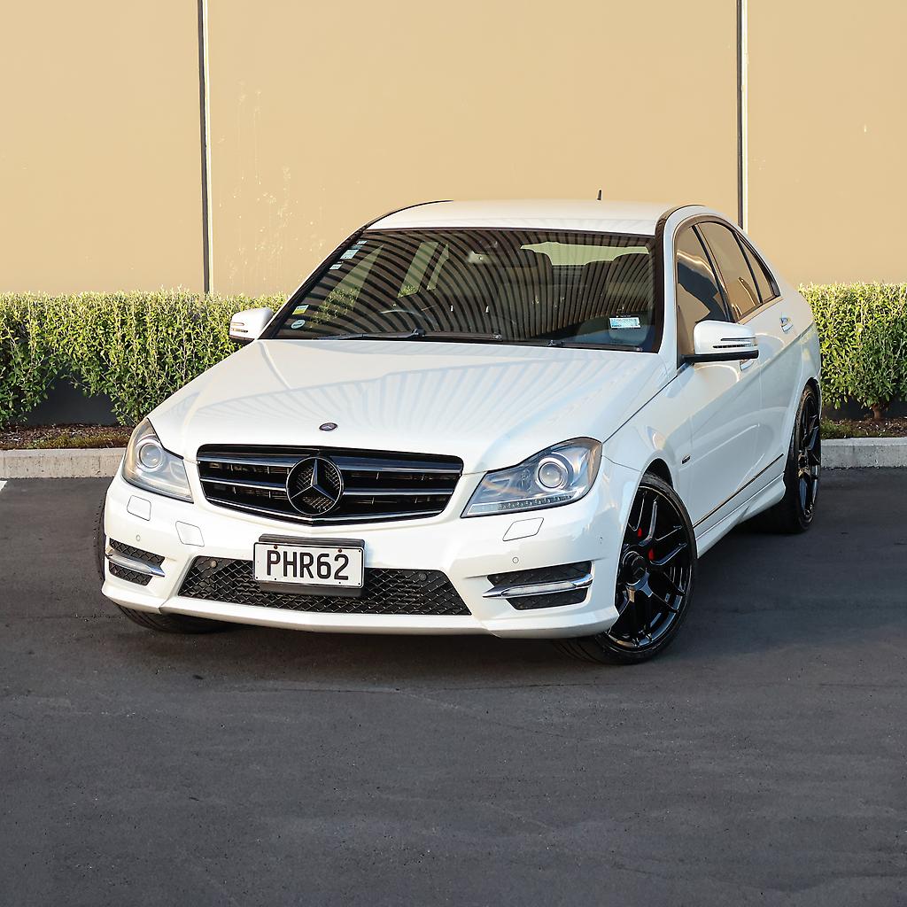 2012 Mercedes-benz C 200 AMG LINE