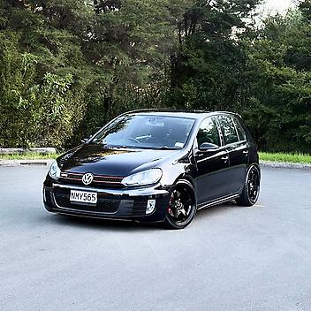2010 Volkswagen GOLF GTI