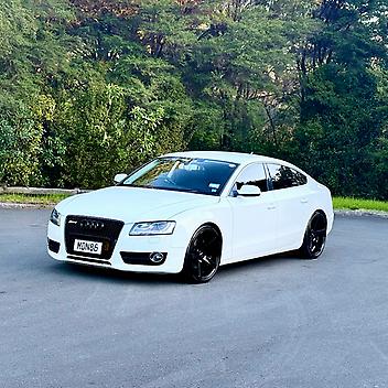 2010 AUDI A5