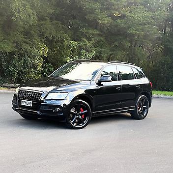 2009 AUDI Q5