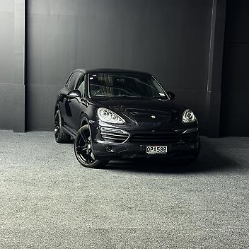 2010 Porsche Cayenne s