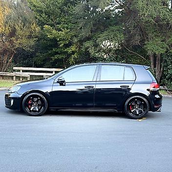 2010 Volkswagen GOLF GTI