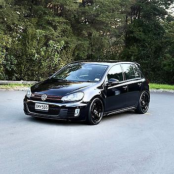 2010 Volkswagen GOLF GTI