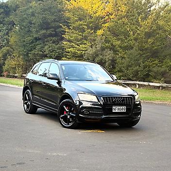 2009 AUDI Q5