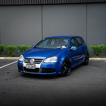 2006 Volkswagen GOLF R32