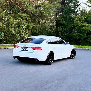 2010 AUDI A5