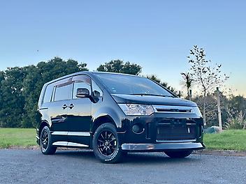 2015 Mitsubishi Delica