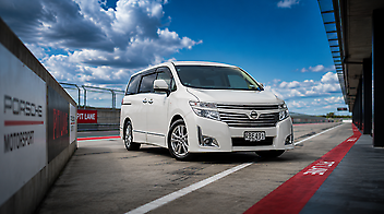 2013 Nissan Elgrand