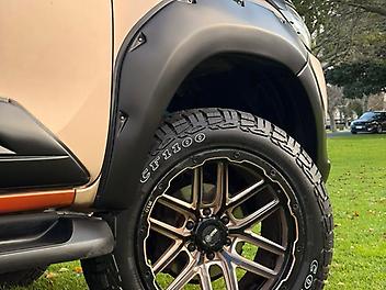 2017 Toyota Hilux SR TD DC 2.8D/6AT/UT