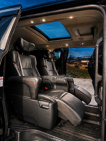 2016 Toyota Alphard E-FOUR