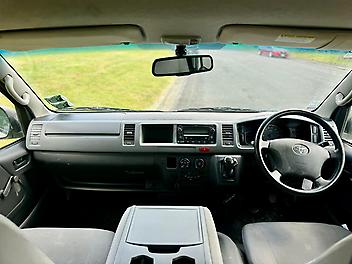 2010 Toyota Hiace ZX 3.0TD 5M 3 SEAT