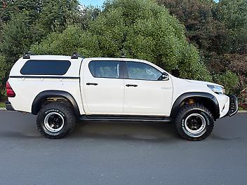 2018 Toyota Hilux SR TD DC 2.8D/6AT/UT
