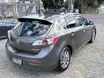 2010 Mazda Axela