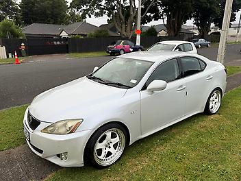2005 Lexus Is350