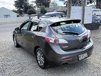 2010 Mazda Axela