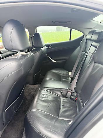 2005 Lexus Is250