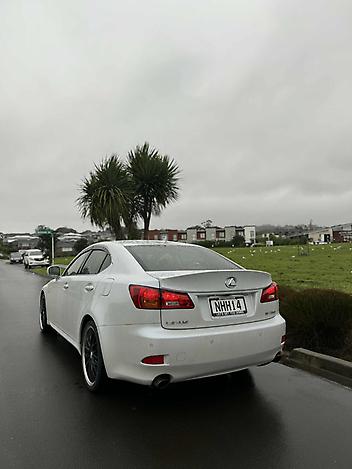 2005 Lexus Is250
