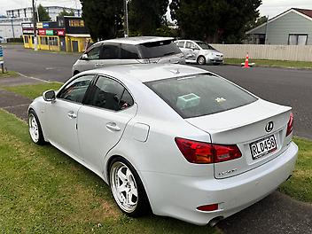 2005 Lexus Is350