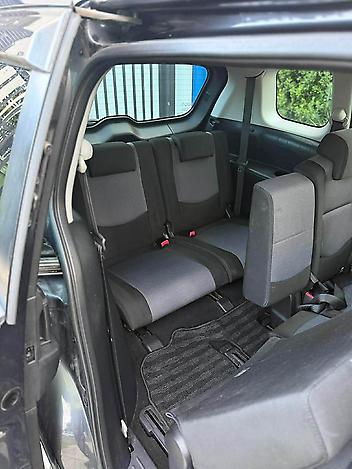 2005 Mazda Premacy
