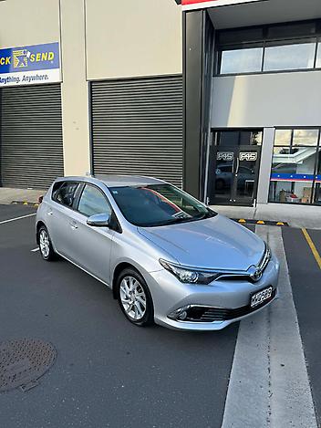 2016 Toyota Corolla GLX 1.8P/CVT/HA/4DR