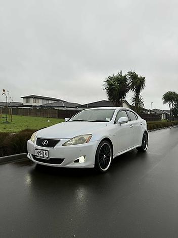 2005 Lexus Is250