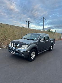 2011 Nissan Navara D/C 2.5D 4WD ST AT