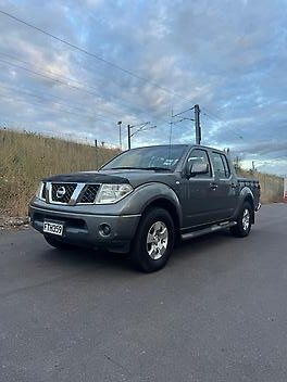 2011 Nissan Navara D/C 2.5D 4WD ST AT