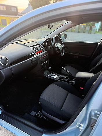 2006 Mazda Axela