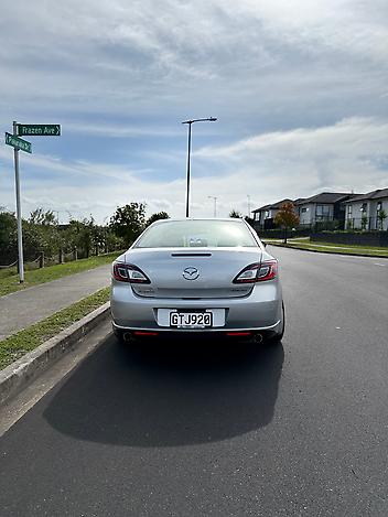 2009 Mazda Atenza