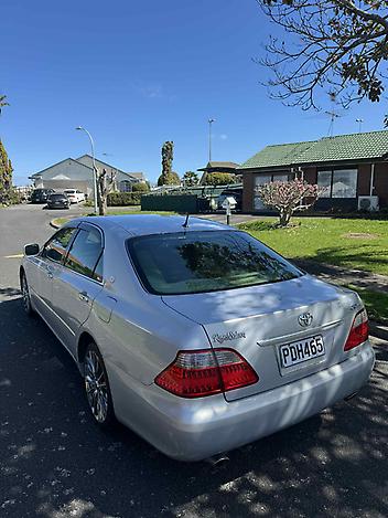 2007 Toyota Crown