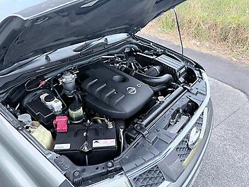 2011 Nissan Navara D/C 2.5D 4WD ST AT