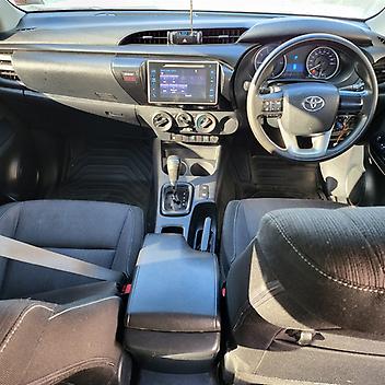 2018 Toyota Hilux SR TD DC 2.8D/6AT/UT
