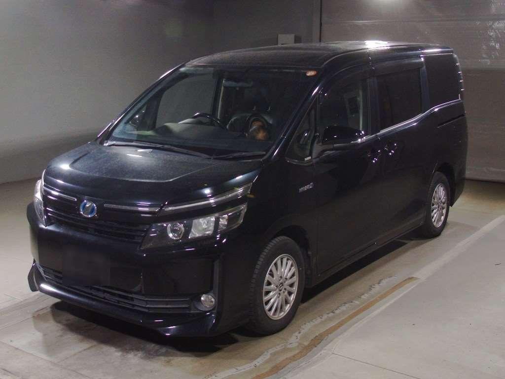 2015 Toyota Voxy