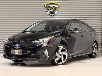 2018 Toyota Prius S Safety Plus | Low KM