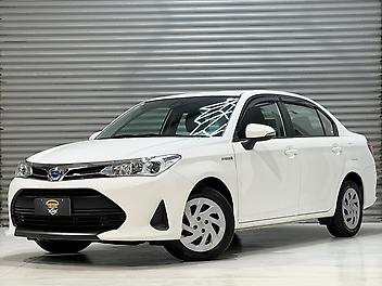 2021 Toyota Corolla Axio Hybrid Ex | VERY LOW MILEAGE 
