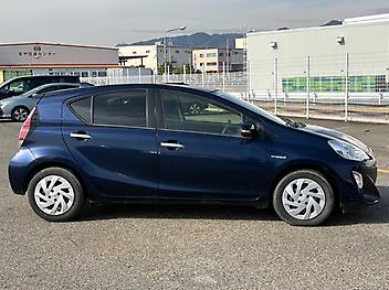 2017 Toyota Aqua S Style Black
