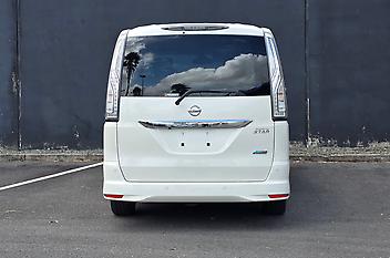 2014 Nissan Serena S-Hybrid Highway Star V Selection