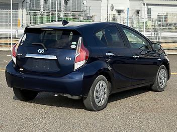 2017 Toyota Aqua S Style Black
